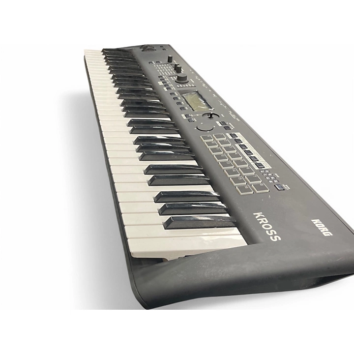 Korg Used Korg Kross 61Key Synthesizer.gc