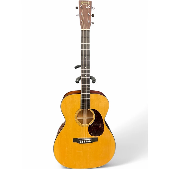 Used Martin 00018 Natural Acoustic Guitar