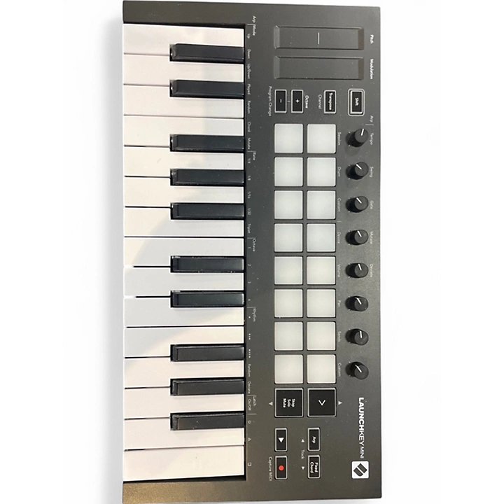 Novation Used Novation Launchkey Mini MIDI Controller