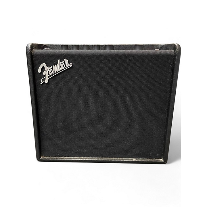 Fender Used Fender Mustang LT25 25W 1x8 Guitar Combo Amp