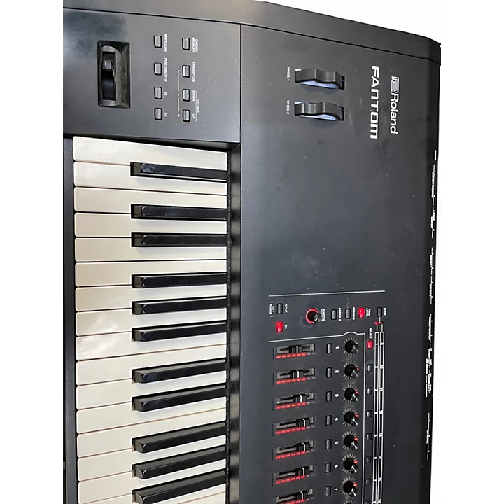 Roland Used Roland Fantom 8 Keyboard Workstation