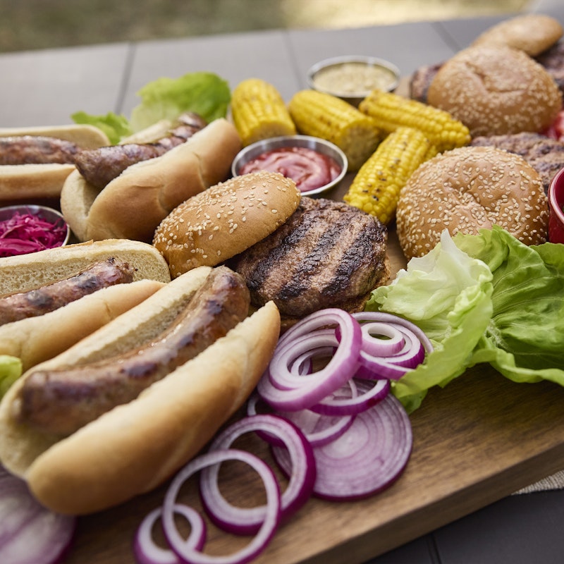 Spirit® E-325 Gas Grill (Liquid Propane)