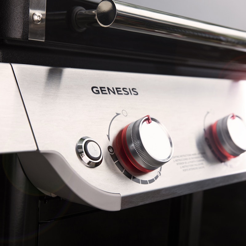 Genesis E-315 Gas Grill (Liquid Propane)