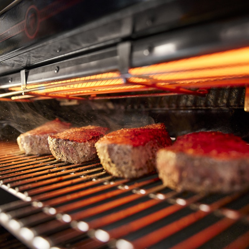 Summit® GC38 S Grill Center (Liquid Propane)