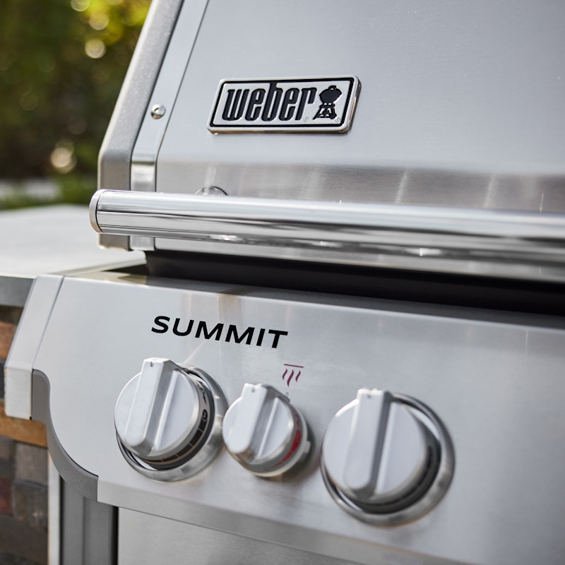 Summit® SB38 S Built-In Gas Grill (Natural Gas)