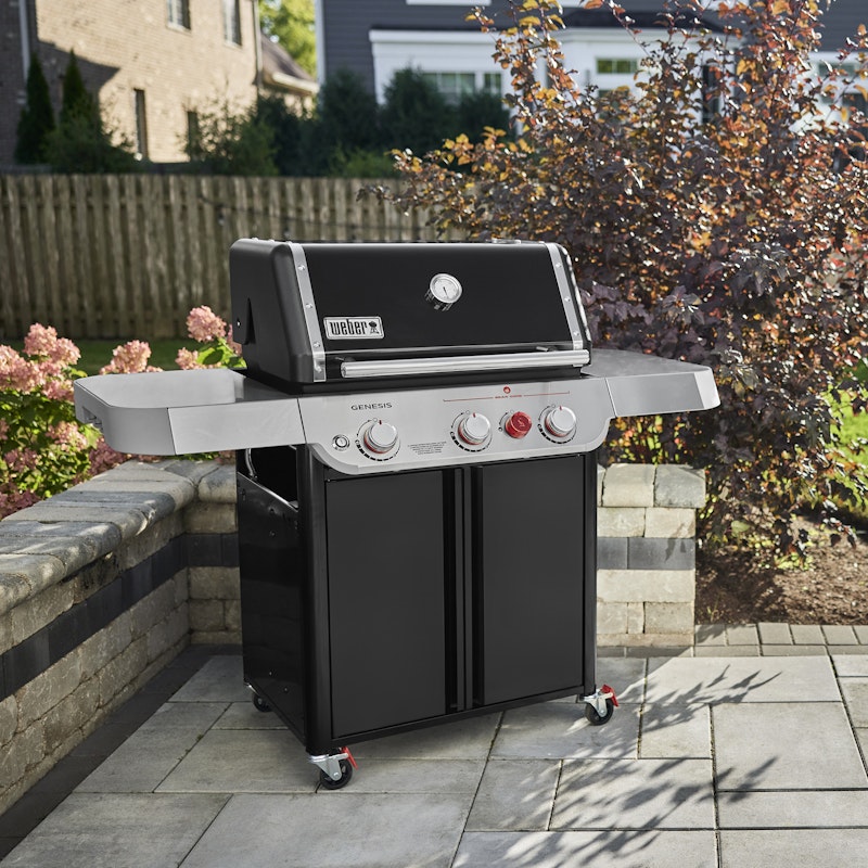 Genesis E-325 Gas Grill (Liquid Propane)