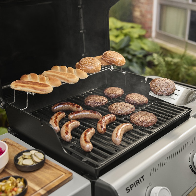 Spirit® E-210 Gas Grill (Liquid Propane)