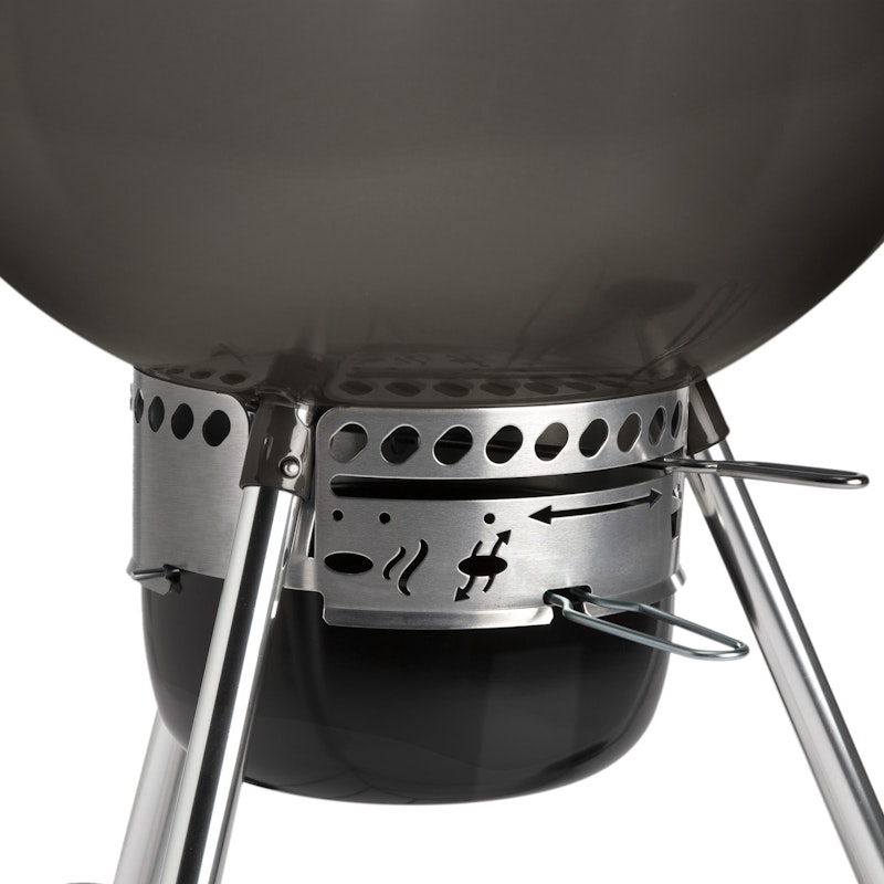 Master-Touch Charcoal Grill 22"