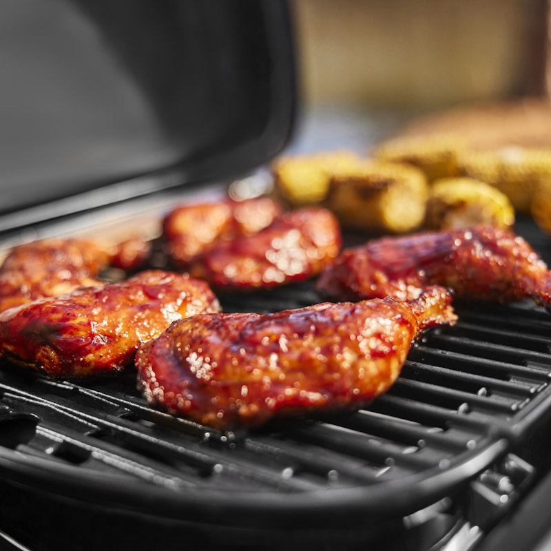Weber Traveler® Compact Portable Gas Grill