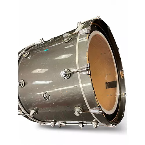 Used DW 22in performance bass drum grY Drum grY 42