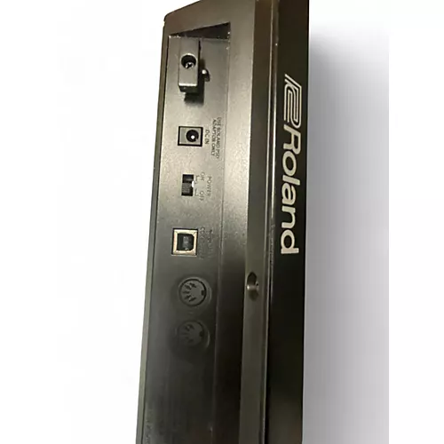 Used Roland JDXI Synthesizer