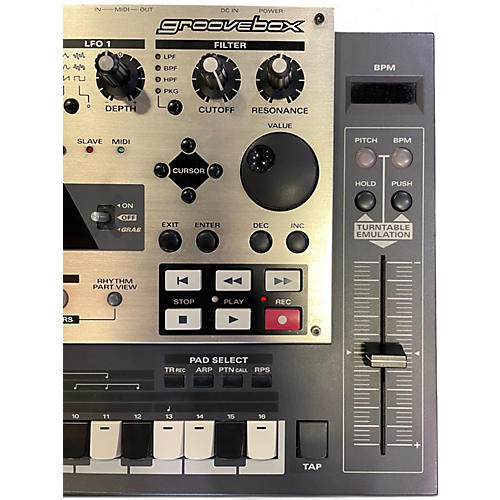 Used Roland MC-307 Groovebox Production Controller