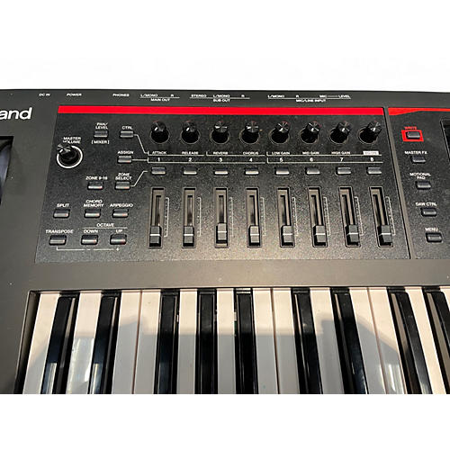 Used Roland Fantom 06 Keyboard Workstation