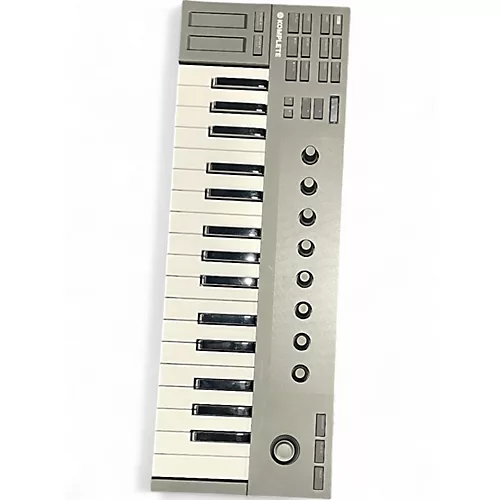 Used Native Instruments Komplete Kontrol M32