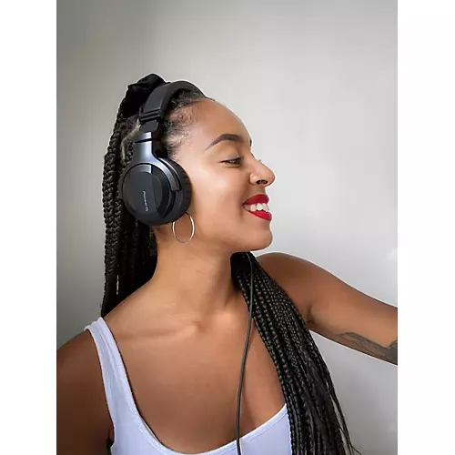 Pioneer DJ HDJ-CUE1BT DJ Headphones With Bluetooth White