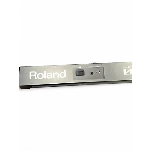 Used Roland FA06 Arranger Keyboard