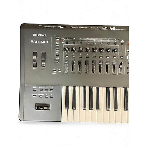 Used Roland Fantom 6 Keyboard Workstation
