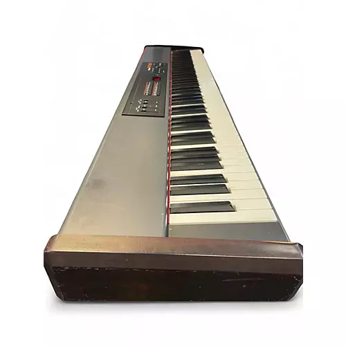 Used Roland RD150 Stage Piano