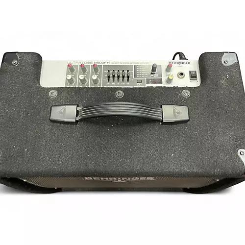 Used Behringer K900FX 90W Keyboard Amp