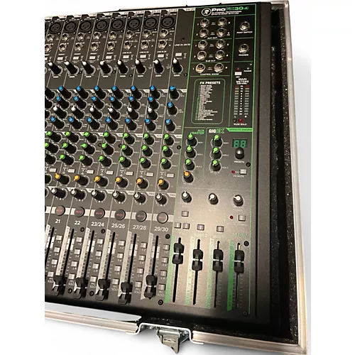 Used Mackie PROFX30V3 Powered Mixer