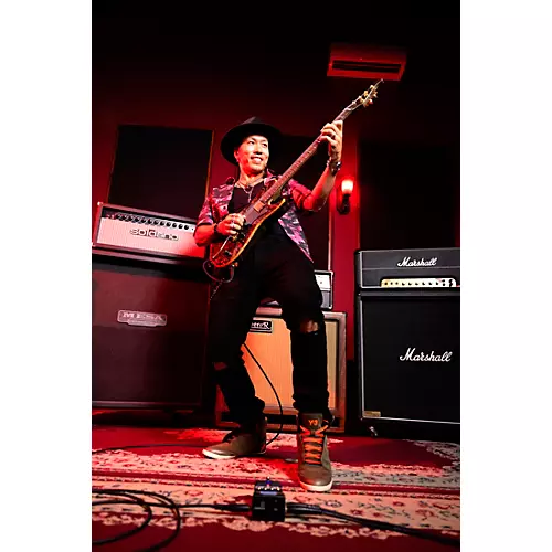 Zoom MS-80IR+ MultiStomp Pedal with Multi-Layer IR Technology Effects Pedal Black and Gold