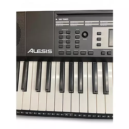 Used Alesis Harmony 61 Portable Keyboard