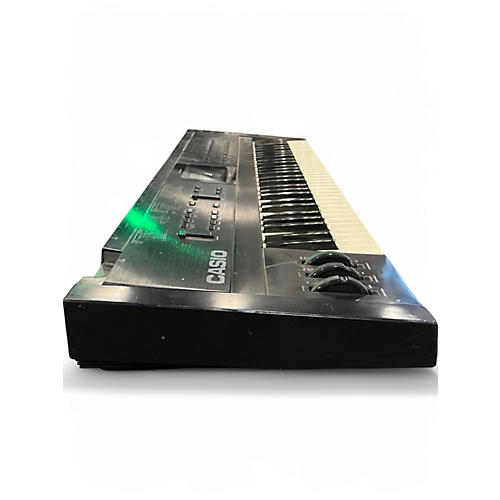 Used Casio professional vz1 61 key Keyboard Workstation