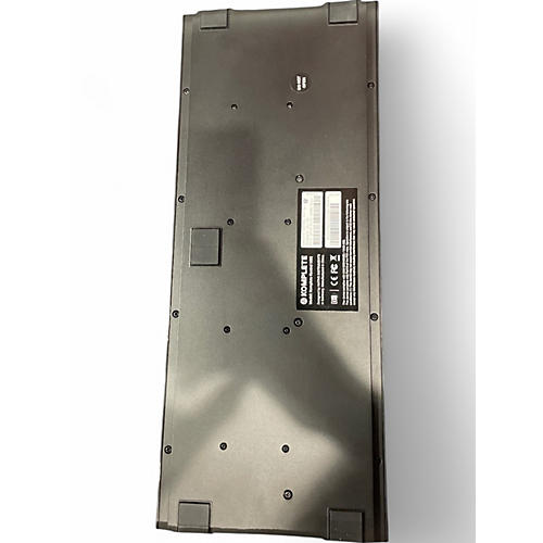 Used Native Instruments Komplete Kontrol M32 MIDI Controller