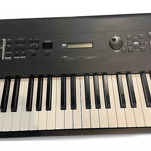 Used Yamaha MX88 Synthesizer