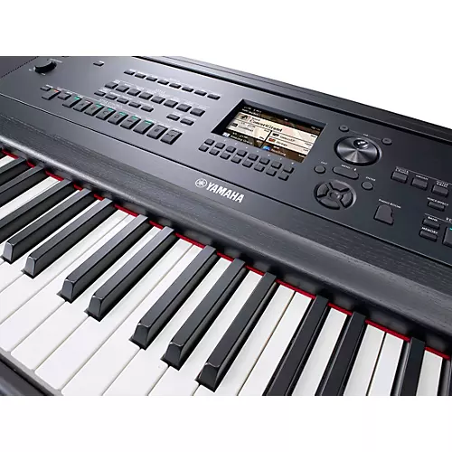 Yamaha DGX-670 88-Key Portable Grand Black