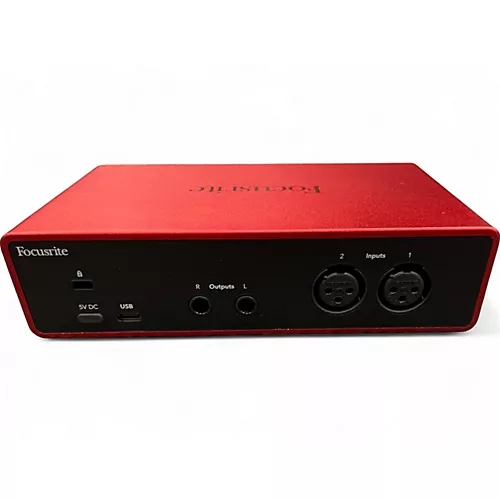 Used Focusrite SCARLETT 2I2 GEN 4 STUDIO BUNDLE Audio Interface