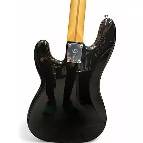 Used Fender PLAYER II PRECISION BASS  Black and White Electric Bass Guitar Black and White