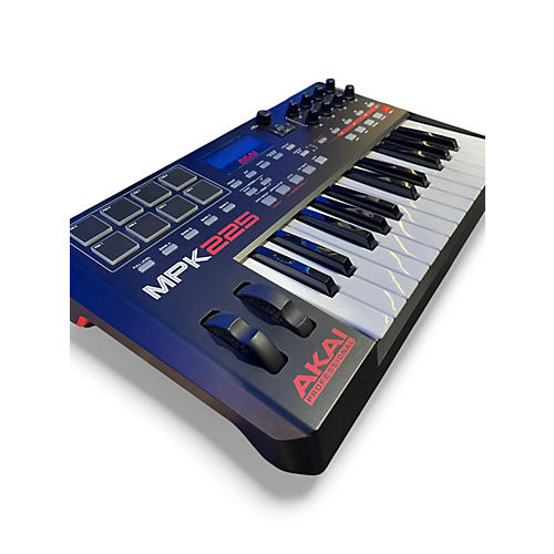 Used Akai Professional MPK225 25-Key MIDI Controller