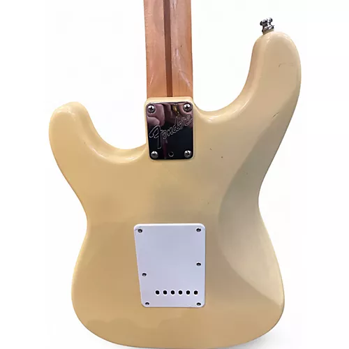 Used Fender American Standard Stratocaster Buttercream Solid Body Electric Guitar Buttercream