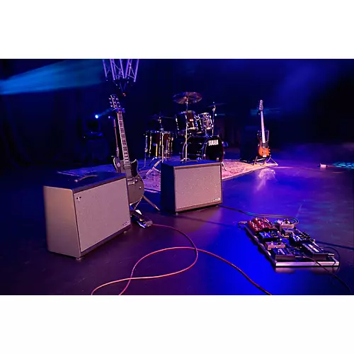 Line 6 Powercab 112 Plus 250W 1x12 FRFR Powered Speaker Cab Bundle Black and Silver