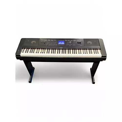 Used Yamaha DGX660 Portable Keyboard