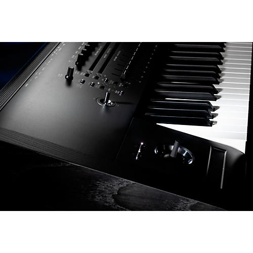KORG KRONOS 3 73-Key Weighted Workstation