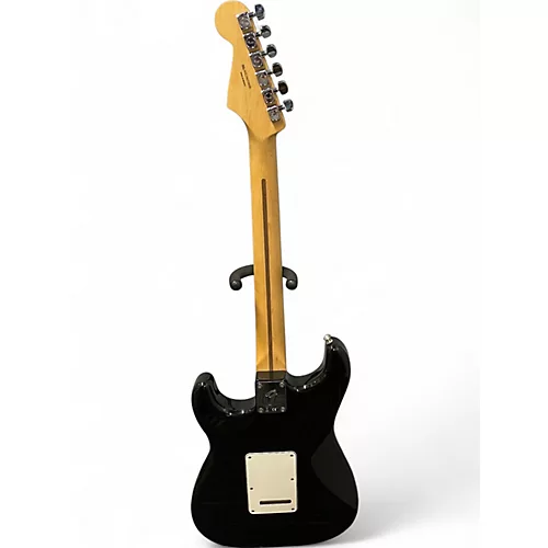 Used 2020 Fender Player Stratocaster Black Solid Body Electric Guitar Black