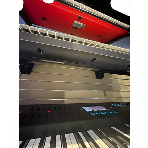 Used Yamaha Tyros 5 76 Key Arranger Keyboard