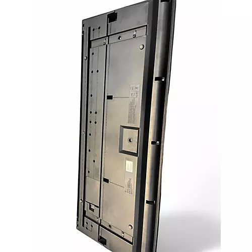 Used Yamaha PSRE333 61 Key Portable Keyboard