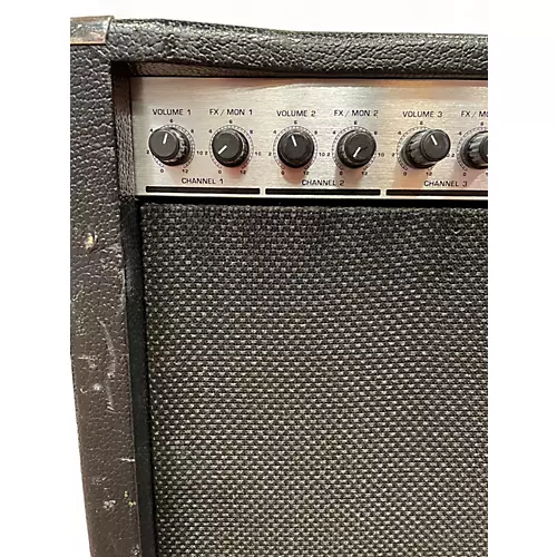 Used Behringer KX1200 Keyboard Amp