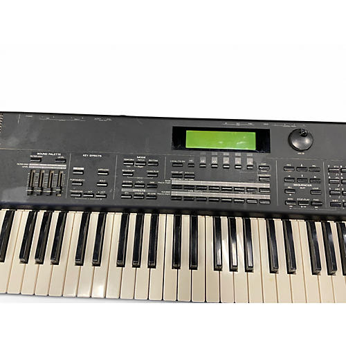 Used Roland XP-60 Keyboard Workstation