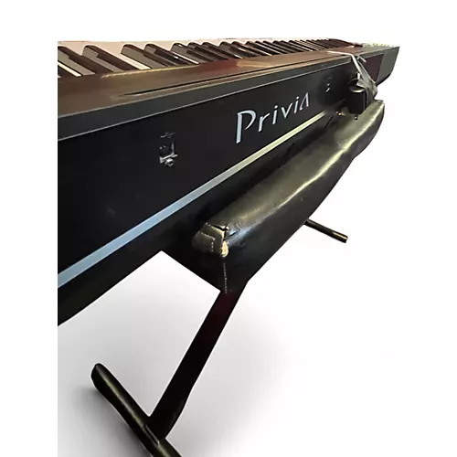 Used Casio PRIVIA PX-135 Digital Piano