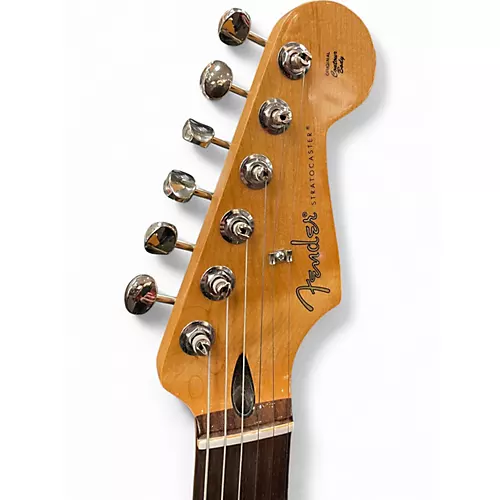 Used Fender Player Stratocaster White Solid Body Electric Guitar White