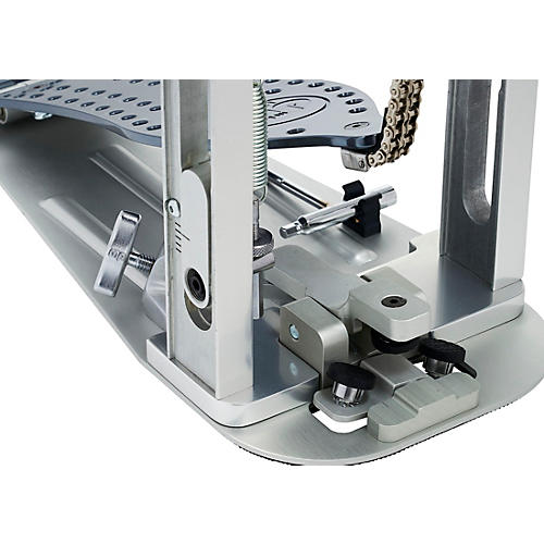 DW MFG Series XF Machined Chain Drive Single Bass Drum Pedal