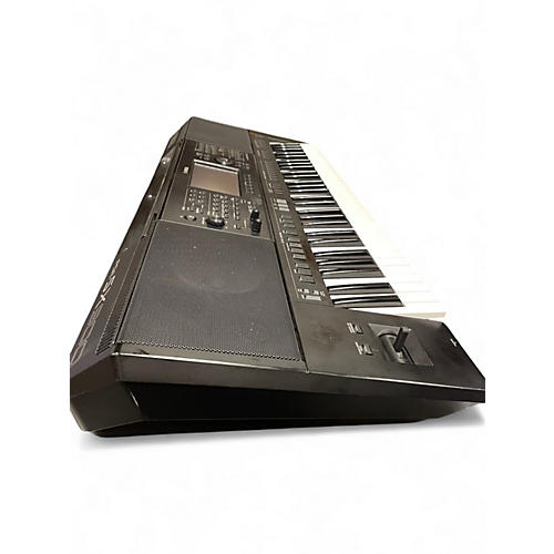 Used Yamaha PSRSX900 Keyboard Workstation