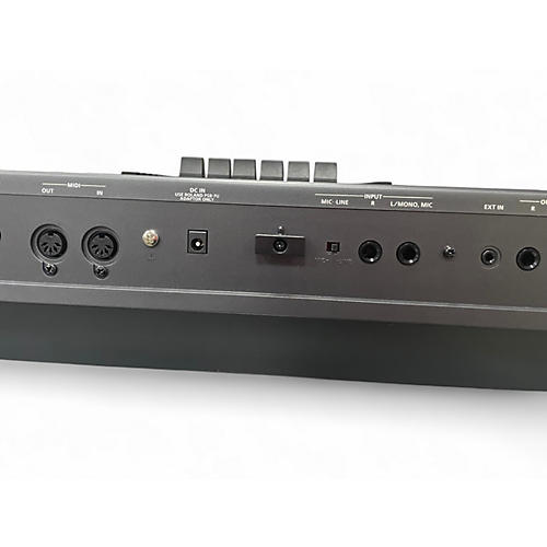 Used Roland E-A7 Arranger Keyboard