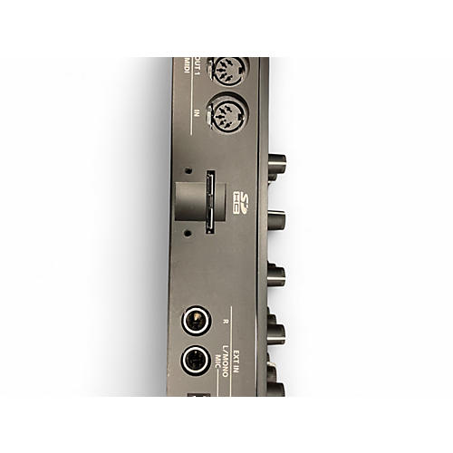 Used Roland MC-707 Groovebox Production Controller