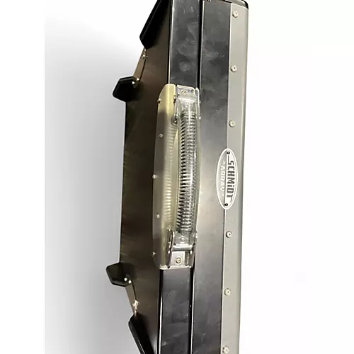 Used Schmidt Array SA350XDM Pedal Board