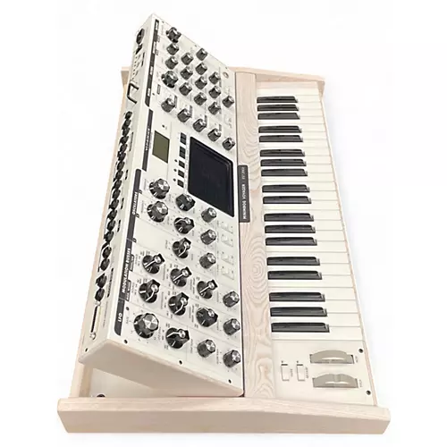 Used Moog Minimoog Voyager Synthesizer